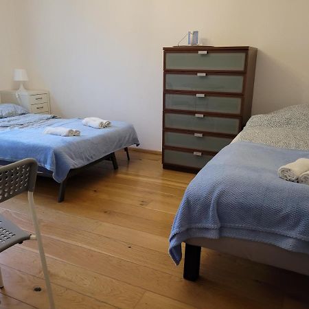 4 Pory Roku Apartment Lomianki Luaran gambar
