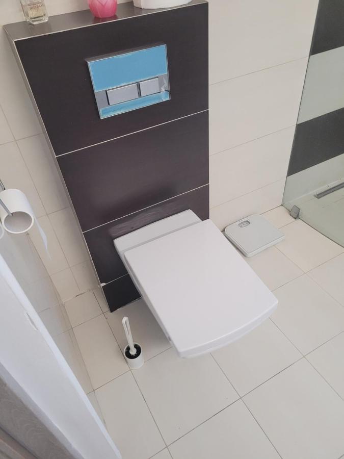 4 Pory Roku Apartment Lomianki Luaran gambar
